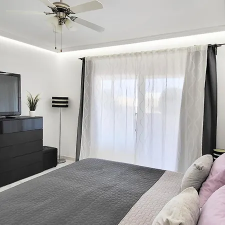 Palms Patio San Miguel de Abona